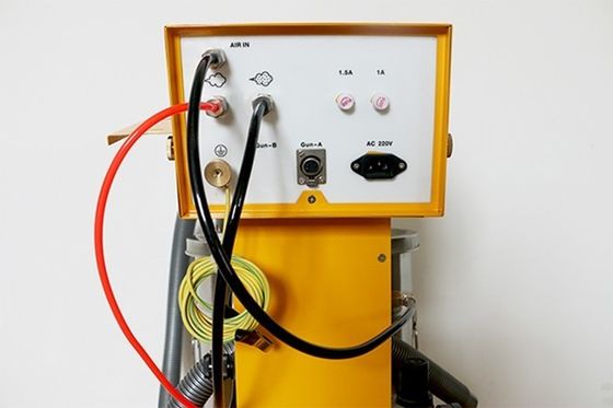 स्टील सब्सट्रेट पेंट छिड़काव मशीन 110V/220V वोल्टेज के साथ स्वचालित कार्य