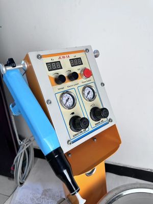 2020 Gema Optiflex 2 B इलेक्ट्रोस्टैटिक पाउडर कोटिंग पेंट स्प्रे मशीन के साथ कोटिंग